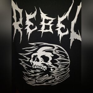 NWT Rebel Vengeance sample 3D white embroidery Graphic hoodie Skull hoodie